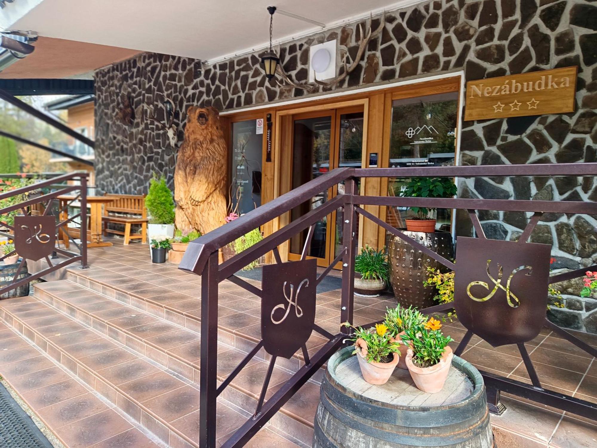 Studio Srncek - Tatranska Strba - Wellness, Bazen Екстер'єр фото
